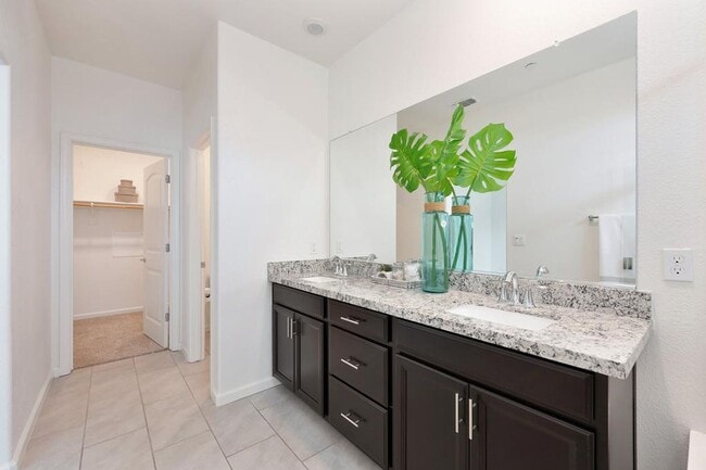 Building Photo - Now Leasing – 3 Bed + Loft, 2.5 Bath (2019...