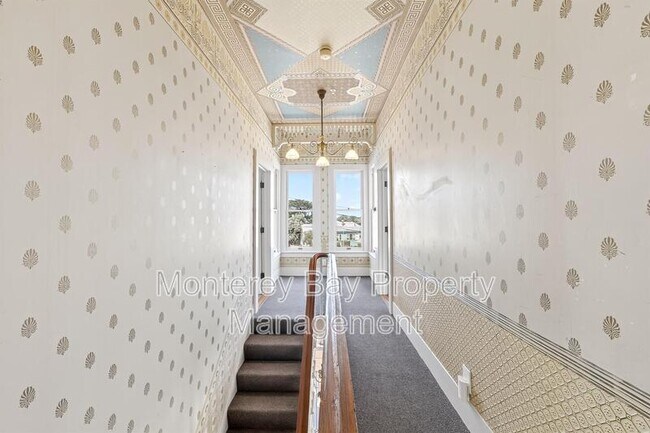 Building Photo - 225 Central Ave