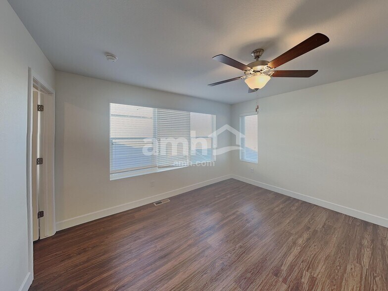 Building Photo - 4775 Crestone Peak St