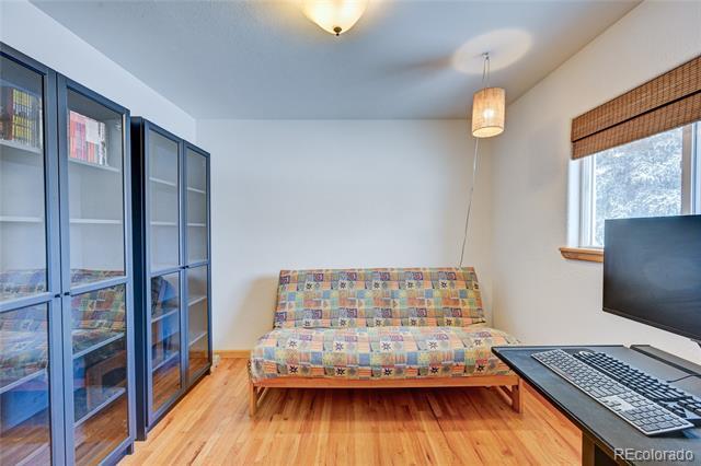 Building Photo - 502 Park Ln