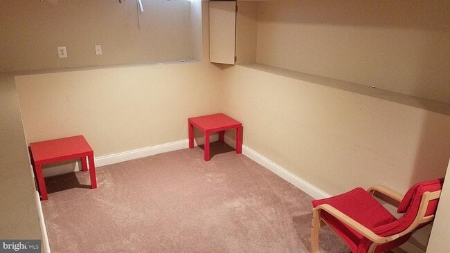 Building Photo - 5 N Belnord Ave