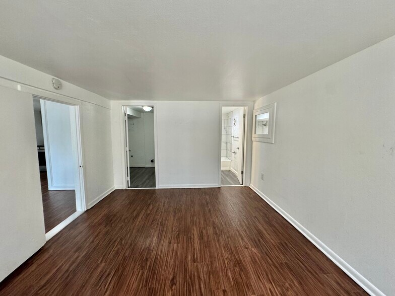 Building Photo - 442 Babb Dr