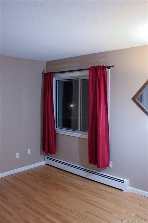 Building Photo - 60 Old Town Rd