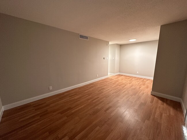 Interior Photo - Rand at Tillery