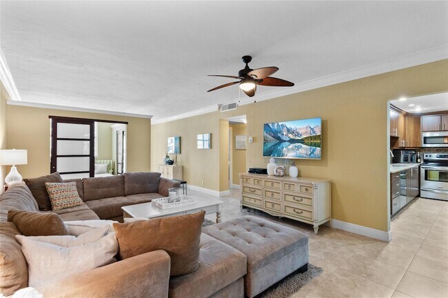 Building Photo - 4250 Galt Ocean Dr