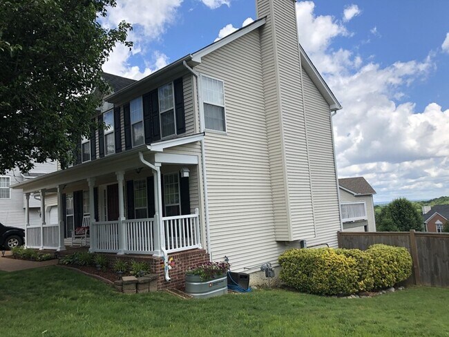 Building Photo - 800 Tintern Abbott Ct