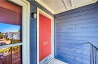 Building Photo - 18511 Egret Bay Blvd