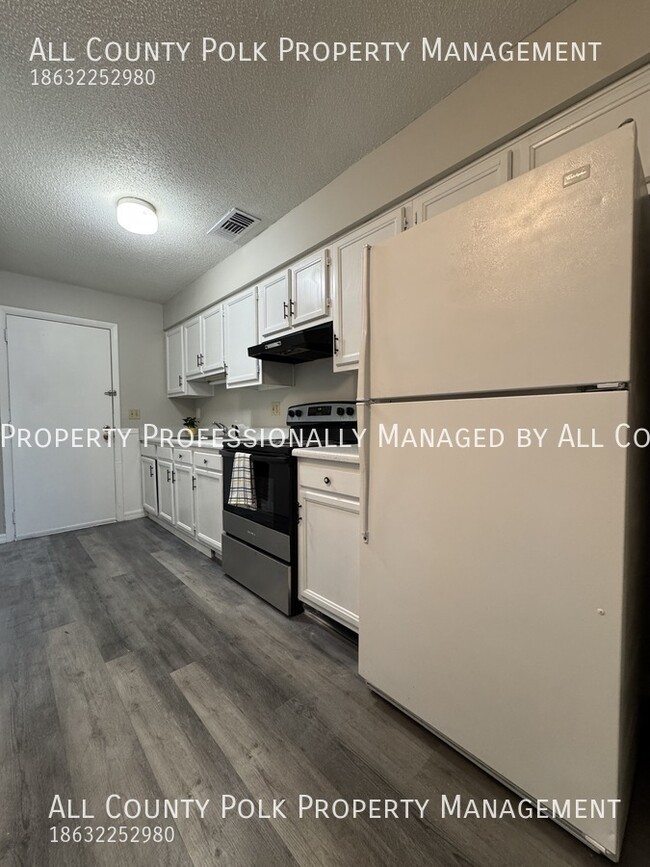 Building Photo - 422 Ellerbe Way