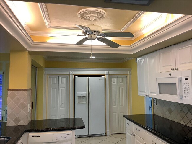 Building Photo - 4481 NW 1st Terrace