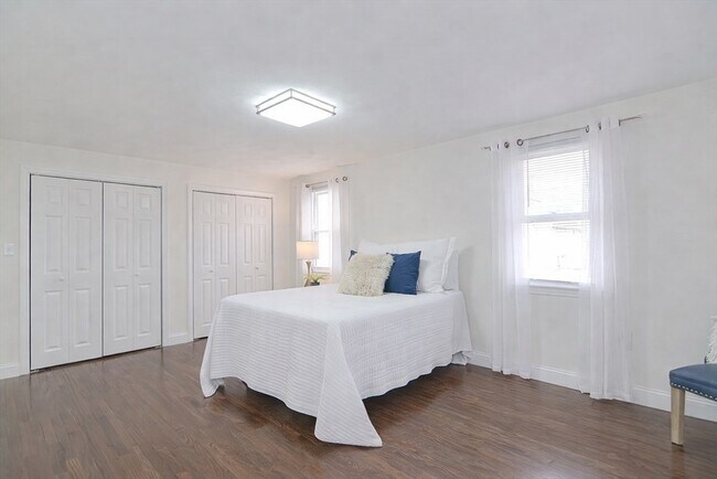 Building Photo - 80 Broadway