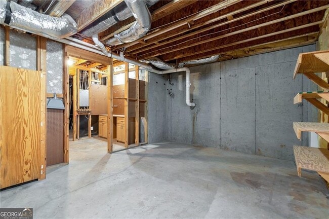 Building Photo - 115 Wolf Willow Ct