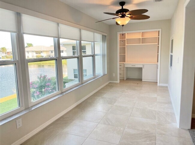 Building Photo - 600 E Lake Jasmine Cir