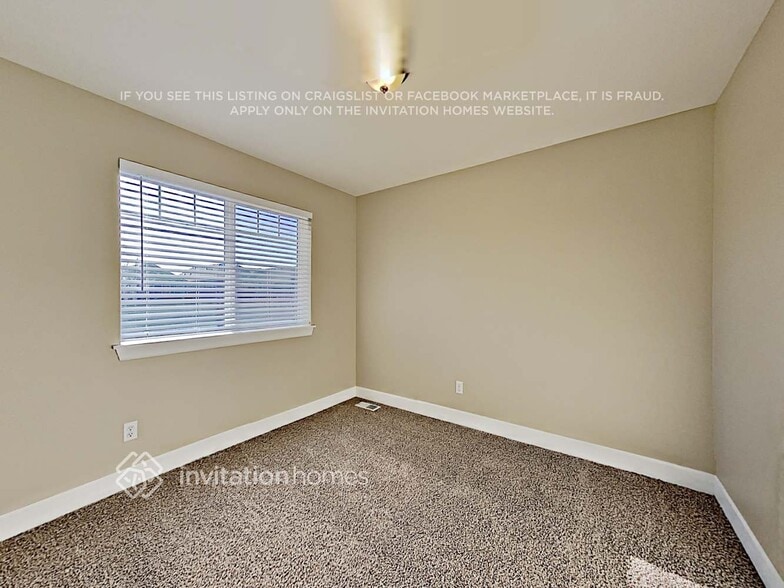 Building Photo - 18404 104th St Ct E