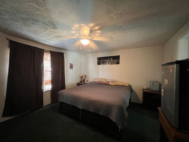 Building Photo - 3667 Holly Grove Rd