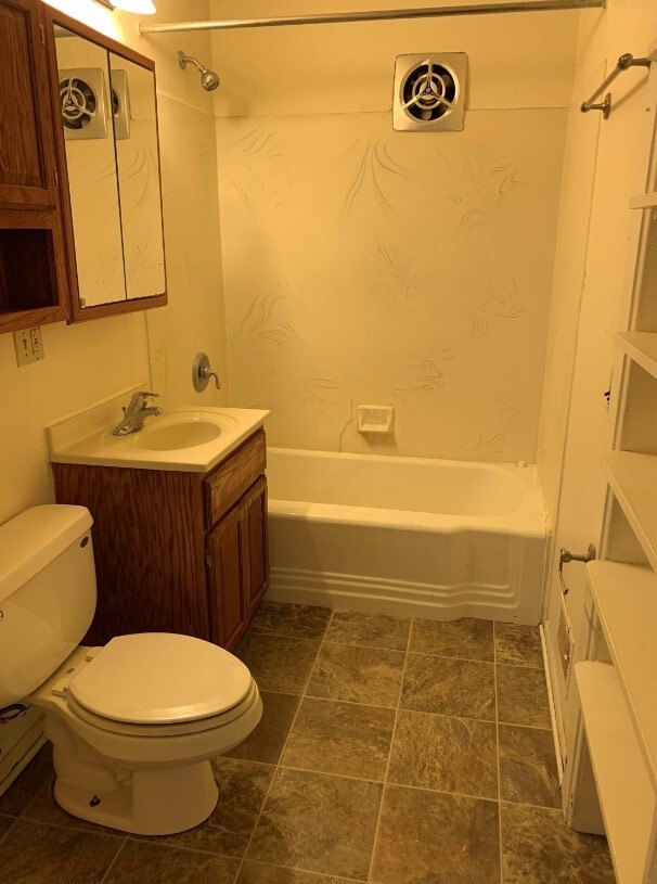 Building Photo - 1037 Jenifer St