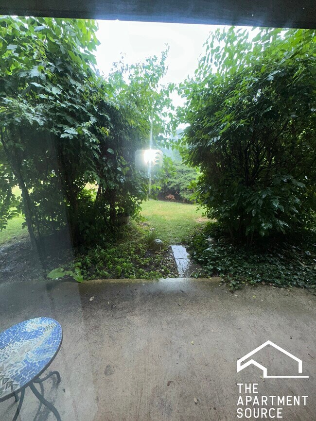 Building Photo - 525 N Quentin Rd