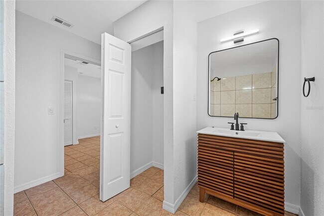 Building Photo - 5109 Horton Rd