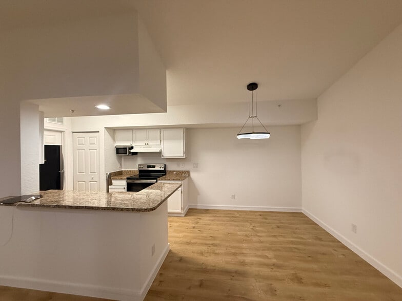 Building Photo - 4650 St Croix Ln