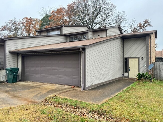 Building Photo - 4217 Aberdeen Dr