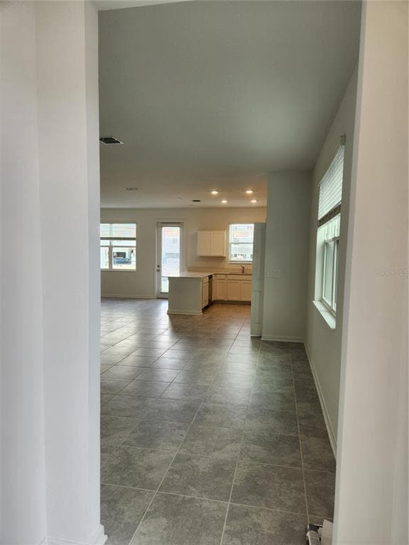 Building Photo - 203 Bogey Dr