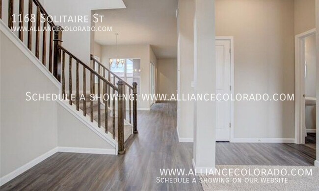 Building Photo - 1168 Solitaire St