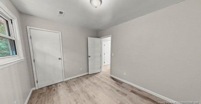 Building Photo - 164 Happy Valley Rd