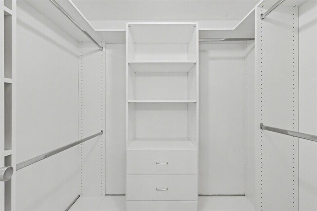 Building Photo - 3900 Galt Ocean Dr