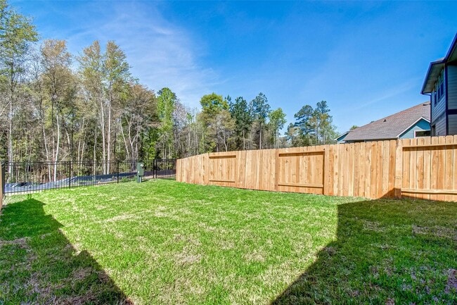 Building Photo - 315 N Spotted Fern Dr