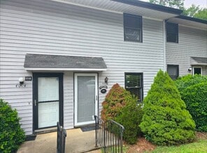 Building Photo - 4012 S Bend Dr