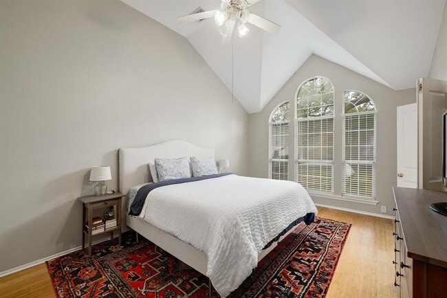Building Photo - 5405 Apache Creek Cove