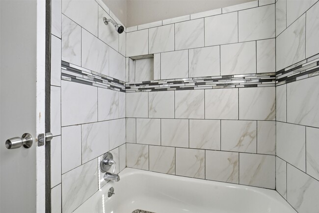 Building Photo - 10507 Seaford Dr