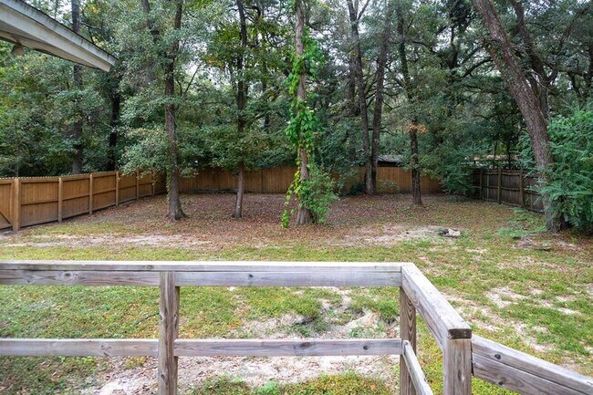 Building Photo - 5211 Isabelle Dr