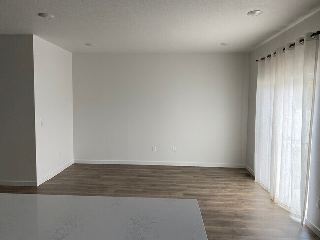 Building Photo - 3638 Glenna Pl