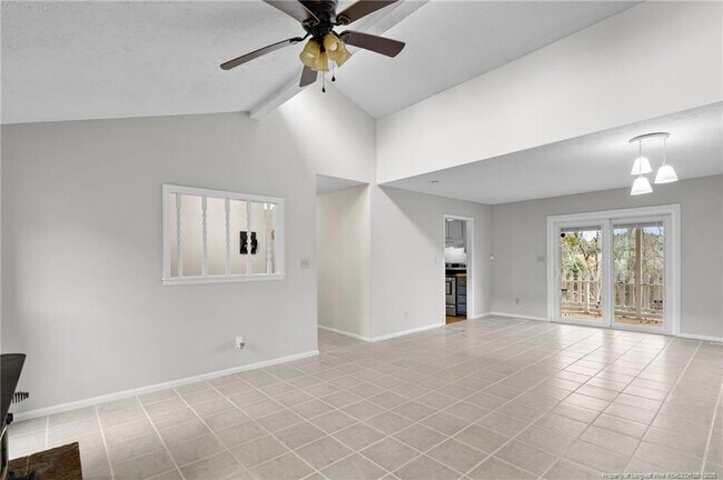 Building Photo - 1716 Valley Ridge Dr