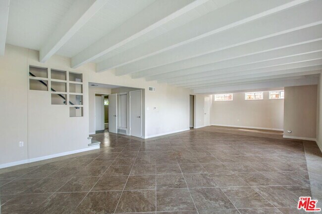 Building Photo - 4151 Don Mariano Dr