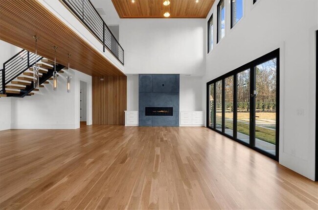 Building Photo - 2386 Trinity Church Rd