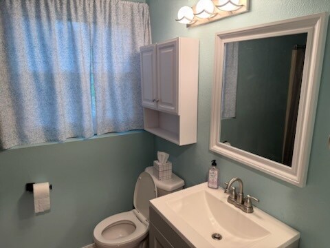 Building Photo - 15350 Drexel Way