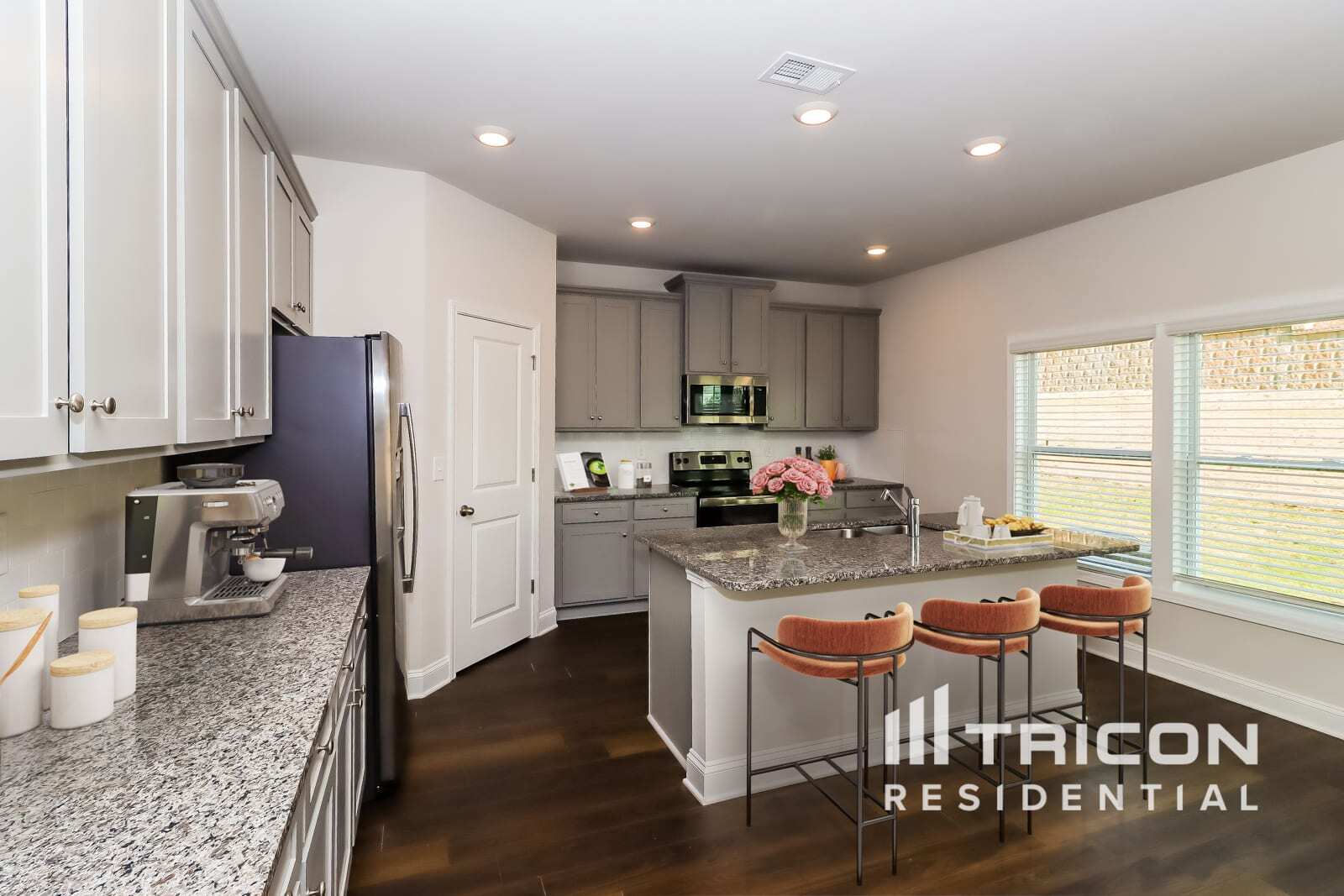 Building Photo - 140 Kingshall Rd