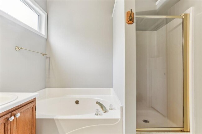 Building Photo - 4284 Cabretta Dr