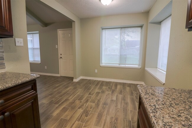 Building Photo - 2706 Orion Dr