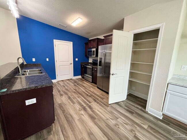 Building Photo - 5143 Carmell Ridge Cir