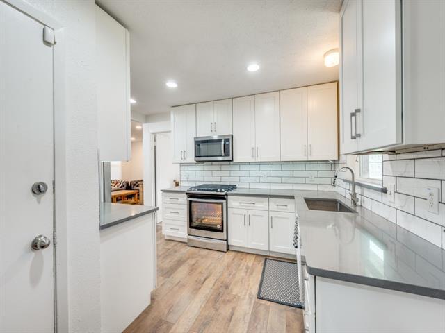 Building Photo - 3136 Colchester Dr