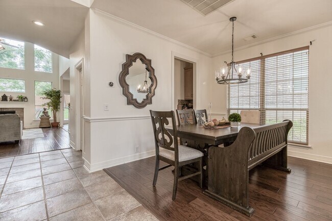 Building Photo - Beautiful Walker Ranch 2 Story Home. This location is fabulous, located off Bitters and Blanco