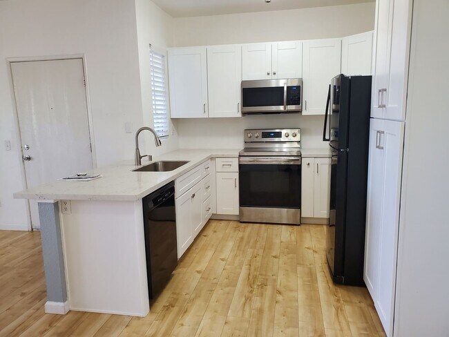 Building Photo - ALVA RD - 1st Floor 2 Bed / 2 Ba Rancho Bernardo Condo with 2 Parking Spaces & Resort-Style Ameni...