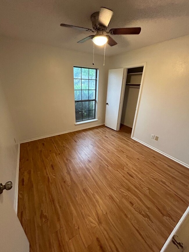 Building Photo - 3702 Bond St