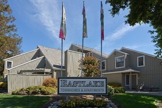 Building Photo - Eastlake Apartments