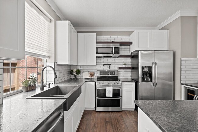 Building Photo - 1207 Wildewood Ct