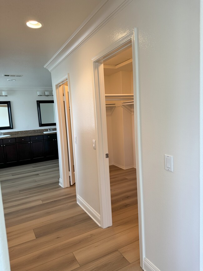 Building Photo - 30434 Mallorca Pl