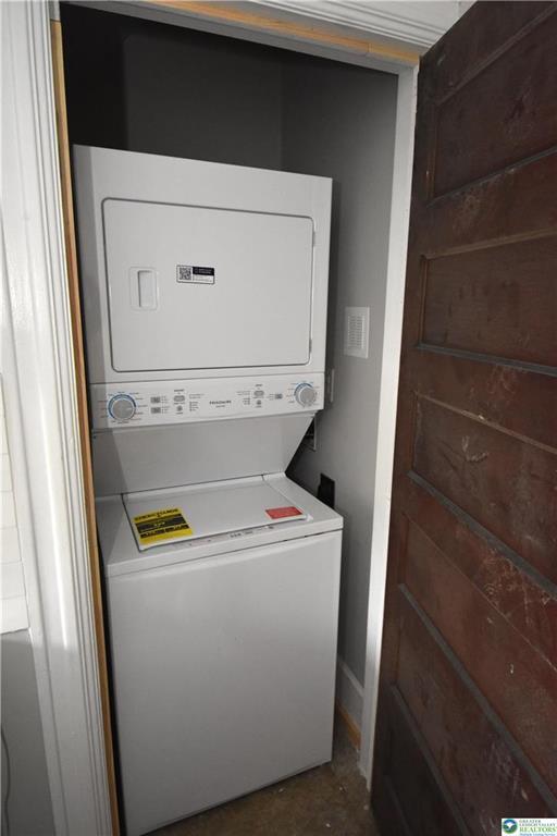 Building Photo - 310 March St