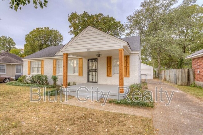 Building Photo - 1363 Colonial Rd